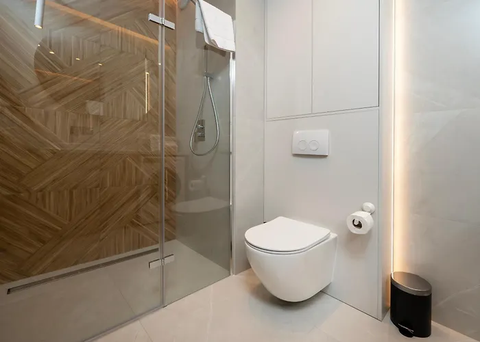 Milionowa Deluxe By Bookinghost Lejlighed *